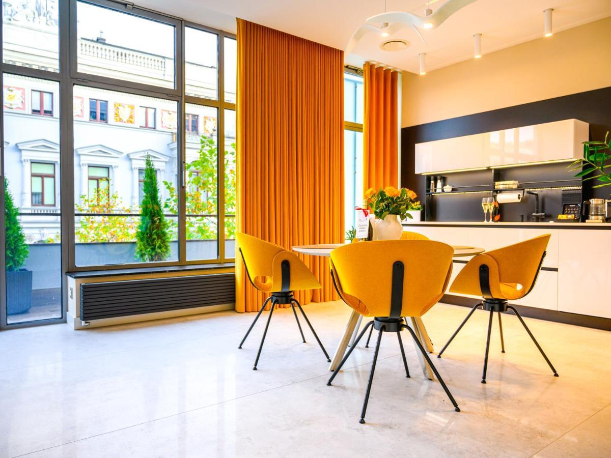 Pietryna Apartments Luxury - Sauna , Jacuzzi , Bezposrednio Przy Ul Piotrkowskiej Łódź Dış mekan fotoğraf