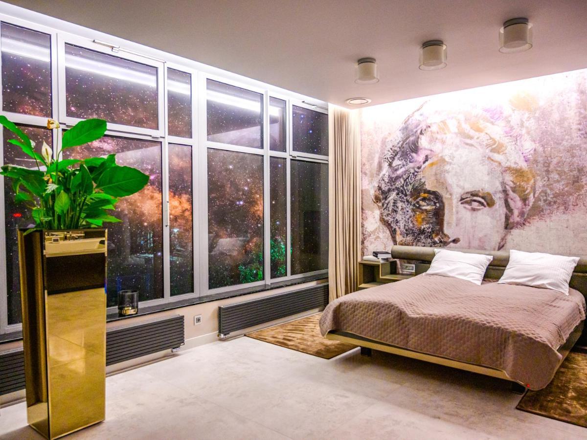 Pietryna Apartments Luxury - Sauna , Jacuzzi , Bezposrednio Przy Ul Piotrkowskiej Łódź Dış mekan fotoğraf
